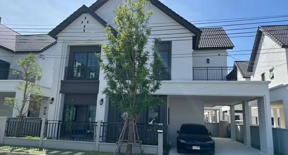 Haus zur Miete mit 4 Zimmer in Bang Phli, Samut Prakan