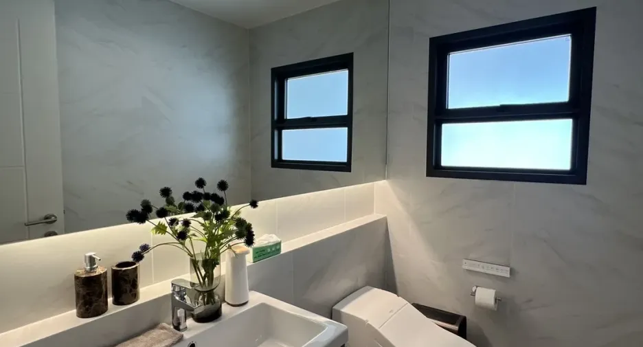 Haus zur Miete mit 4 Zimmer in Bang Phli, Samut Prakan