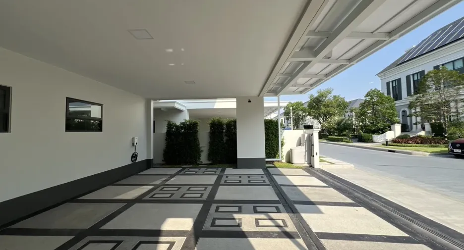 Haus zur Miete mit 4 Zimmer in Bang Phli, Samut Prakan