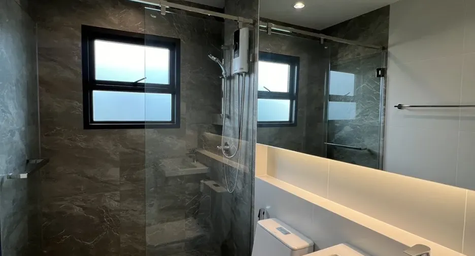 出租 4 卧室 独立屋 在 Bang Phli, Samut Prakan