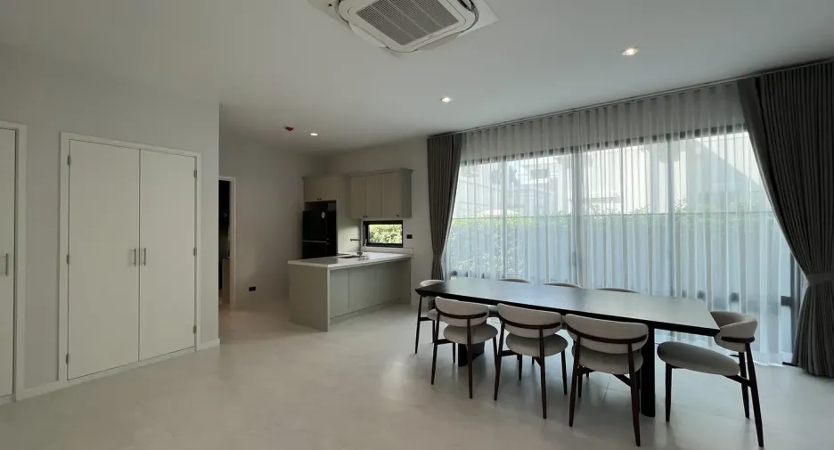 出租 4 卧室 独立屋 在 Bang Phli, Samut Prakan