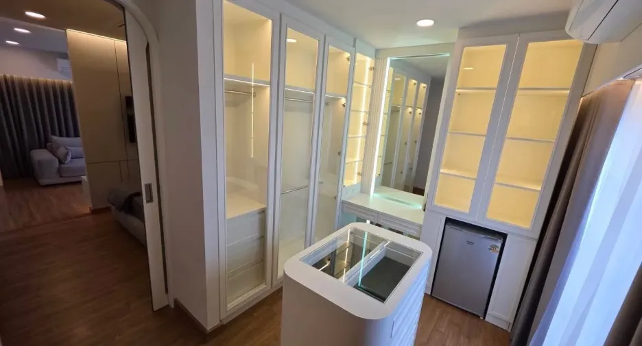 À louer et à vendre 4 chambres maison à Bang Phli, Samut Prakan