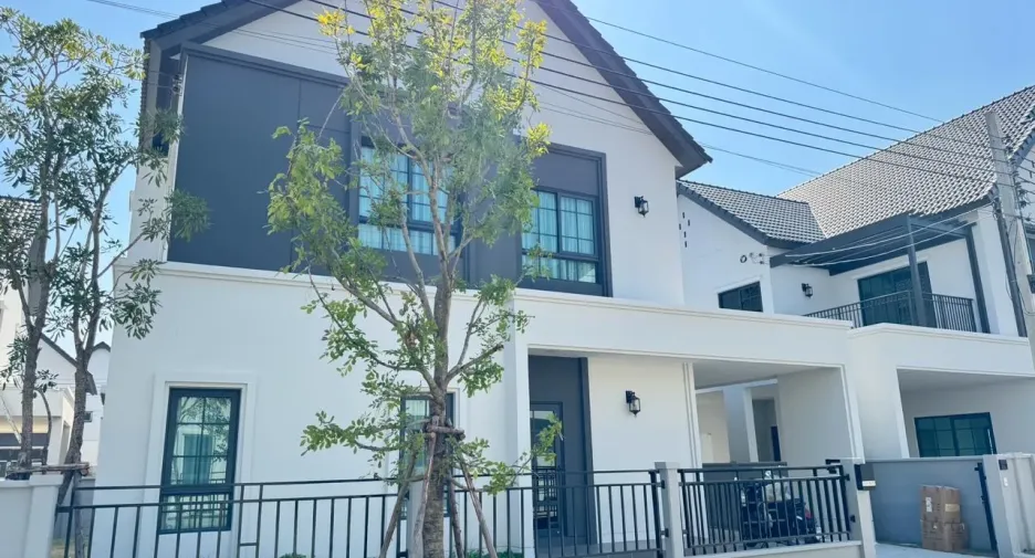 For rent 4 ベッドルーム house in Bang Phli, Samut Prakan