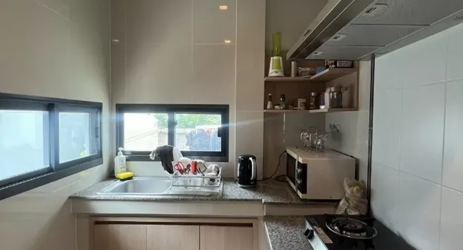 For rent 3 bedrooms house in Bang Kapi, Bangkok