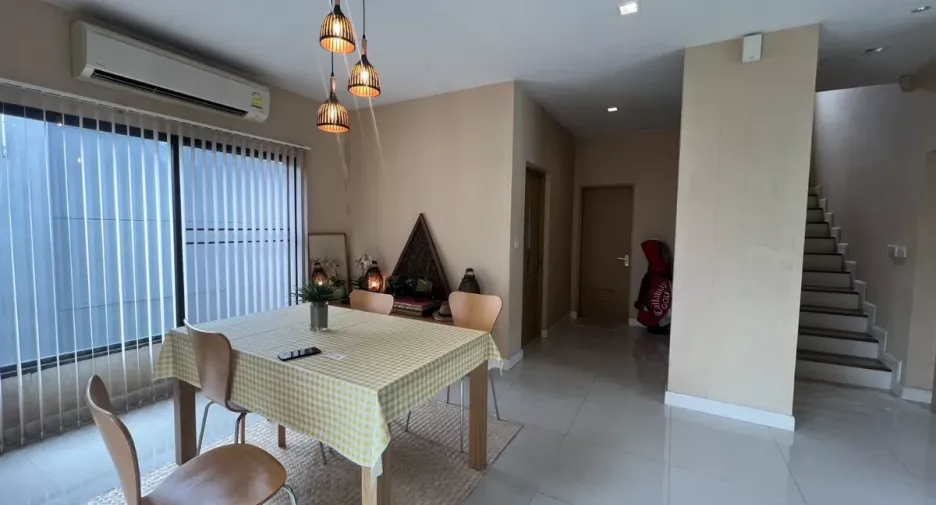 For rent 3 bedrooms house in Bang Kapi, Bangkok