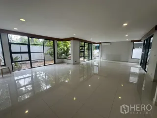 出租 4 卧室 独立屋 在 Watthana, 曼谷