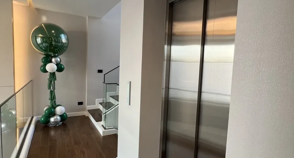 For sale 5 bedrooms house in Lat Phrao, Bangkok