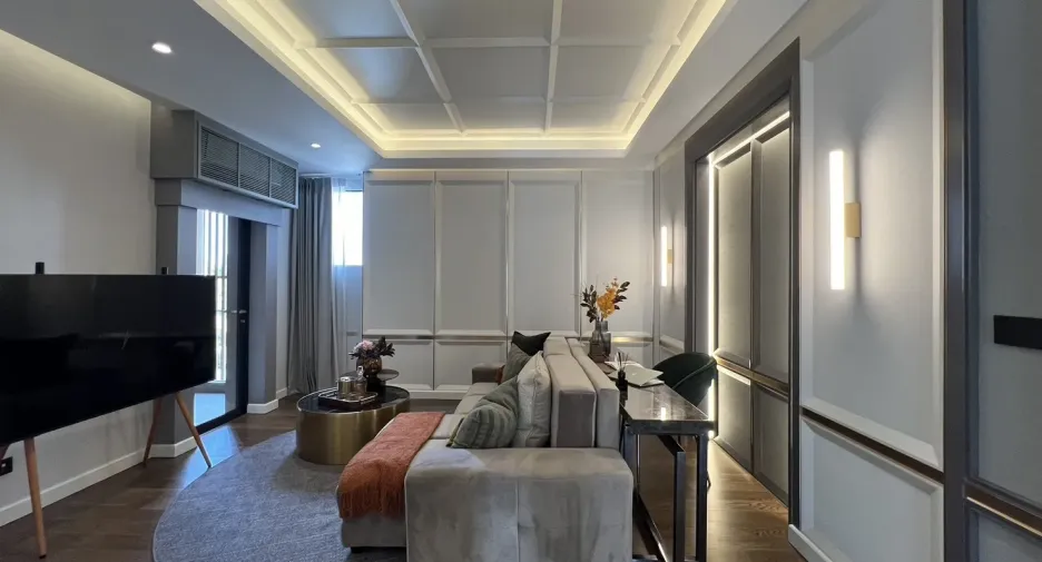 For sale 5 bedrooms house in Lat Phrao, Bangkok