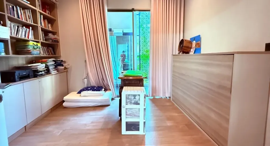 Аренда и продажа 4 спальни дом в Пращет, Бангкок