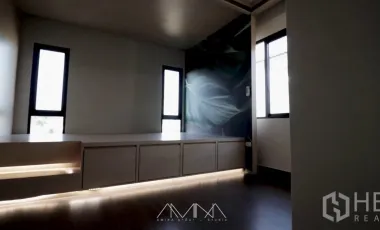 Casa en alquiler de 4 habitaciones en Saphan Sung, Bangkok