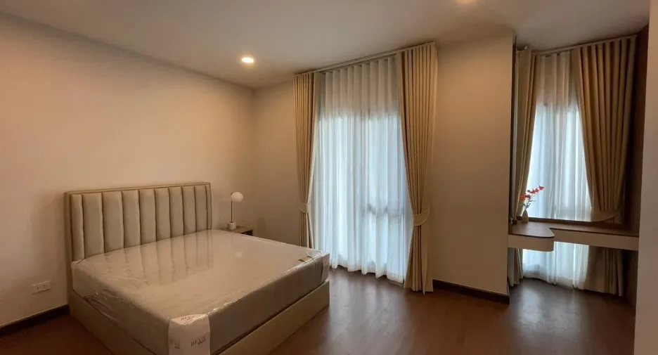 For rent 4 bedrooms house in Bang Phli, Samut Prakan
