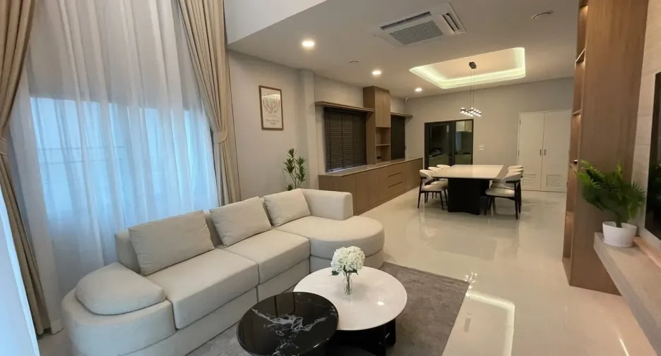 For rent 4 bedrooms house in Bang Phli, Samut Prakan