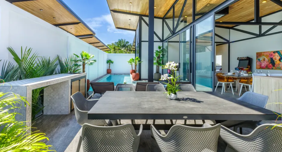 For sale 4 ベッドルーム villa in Mueang Phuket, Phuket