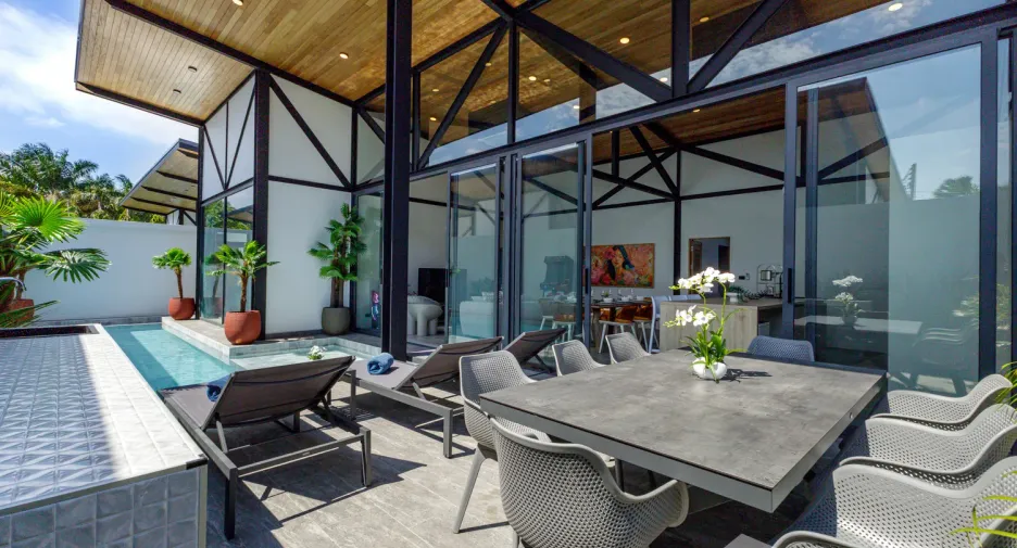 For sale 4 ベッドルーム villa in Mueang Phuket, Phuket
