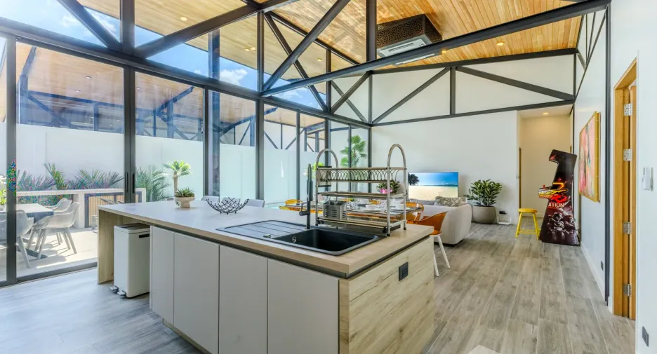 For sale 4 ベッドルーム villa in Mueang Phuket, Phuket