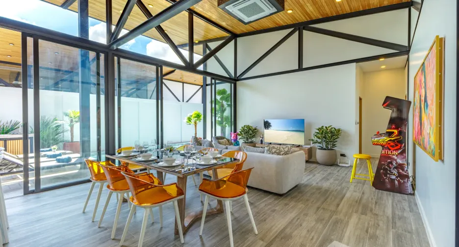 For sale 4 ベッドルーム villa in Mueang Phuket, Phuket
