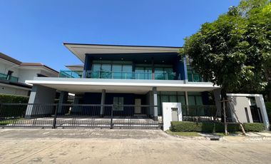 For rent 5 bedrooms house in Bang Kapi, Bangkok