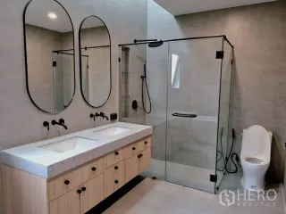 ให้เช่า 3 ห้องนอน บ้านเดี่ยว ใน วัฒนา, กรุงเทพฯ