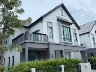 ให้เช่า 3 ห้องนอน บ้านเดี่ยว ใน ลาดกระบัง, กรุงเทพฯ