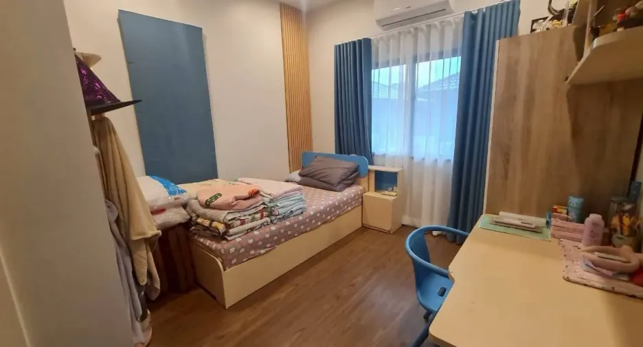 出租 和 出售 4 卧室 独立屋 在 Lam Luk Ka, Pathum Thani
