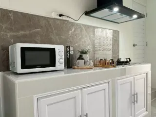 For rent 4 bedrooms house in Huai Khwang, Bangkok