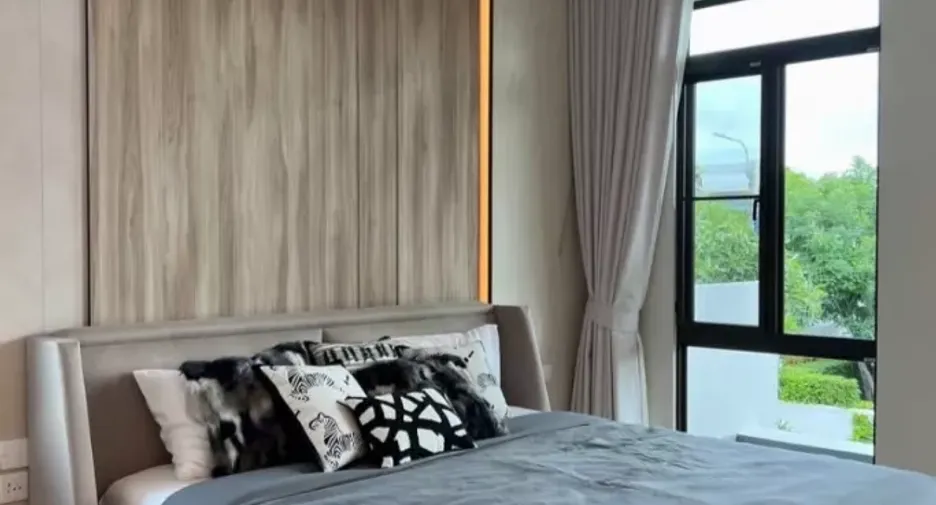 For rent 4 bedrooms house in Bang Phli, Samut Prakan