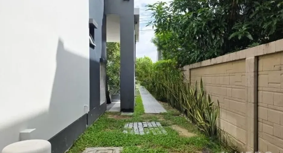 Haus zum Kauf mit 3 Zimmer in Bang Kapi, Bangkok