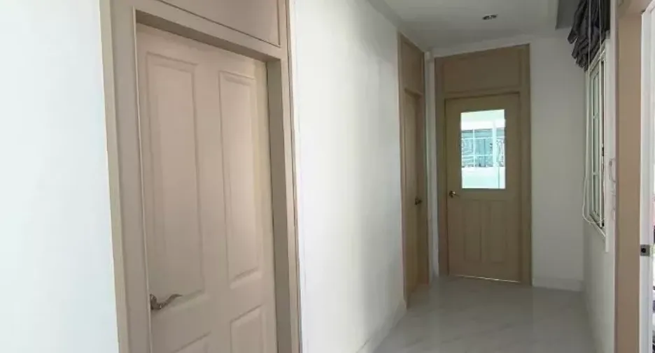 For rent 4 bedrooms house in Bang Phli, Samut Prakan