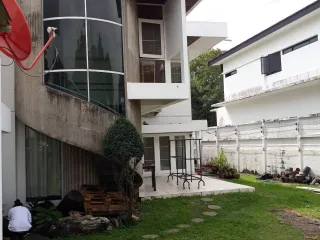 Casa en alquiler de 5 habitaciones en Suan Luang, Bangkok