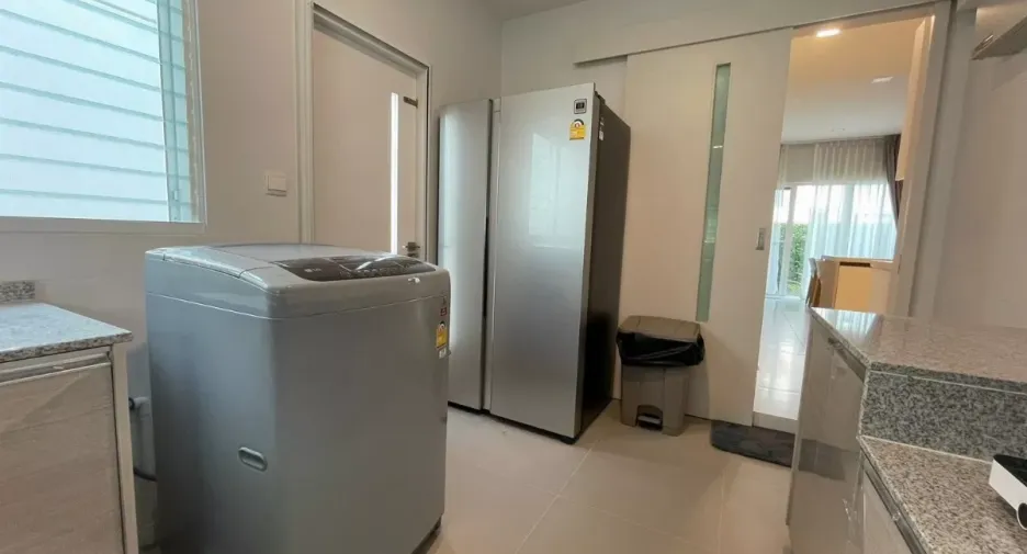For rent 4 bedrooms house in Prawet, Bangkok
