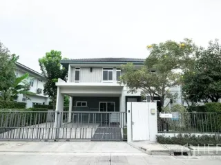 Haus zur Miete und zum Kauf mit 4 Zimmer in Prawet, Bangkok