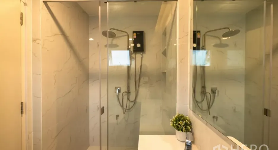 For rent and for sale 4 bedrooms house in Prawet, Bangkok