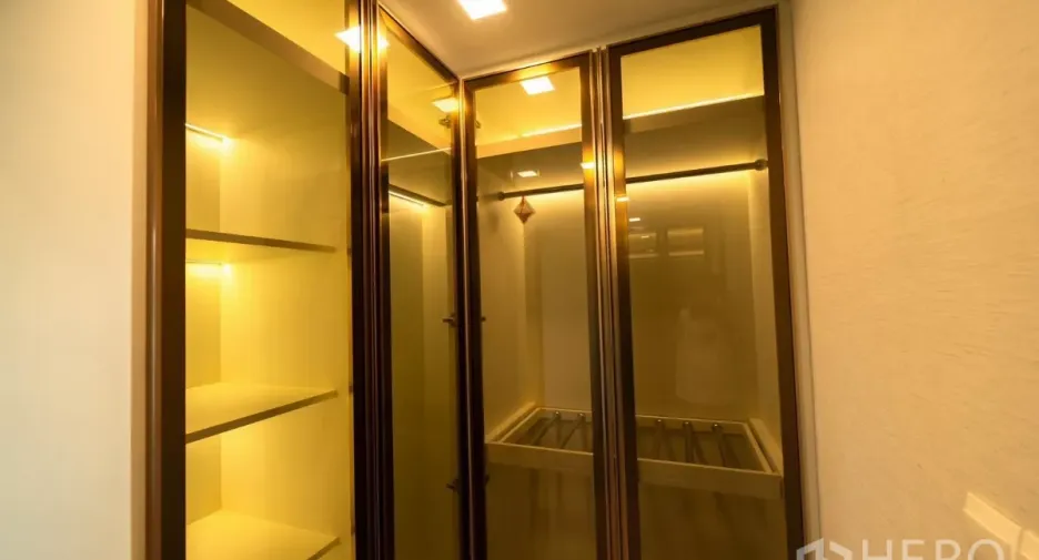 For rent and for sale 4 bedrooms house in Prawet, Bangkok