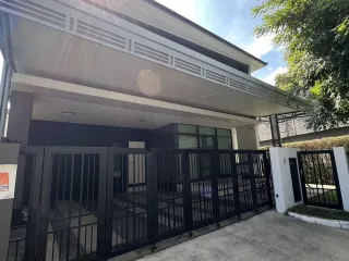 出售 4 卧室 独立屋 在 Bang Kapi, 曼谷