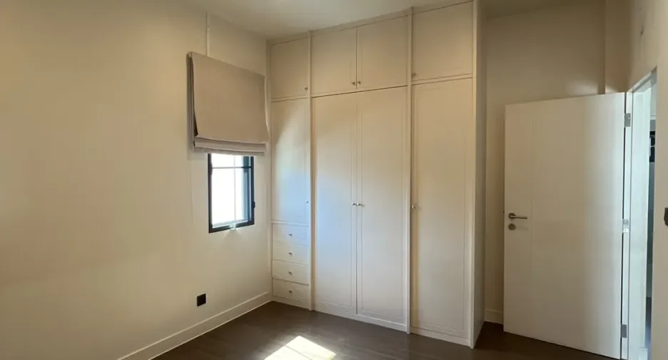 Haus zum Kauf mit 4 Zimmer in Bang Kapi, Bangkok