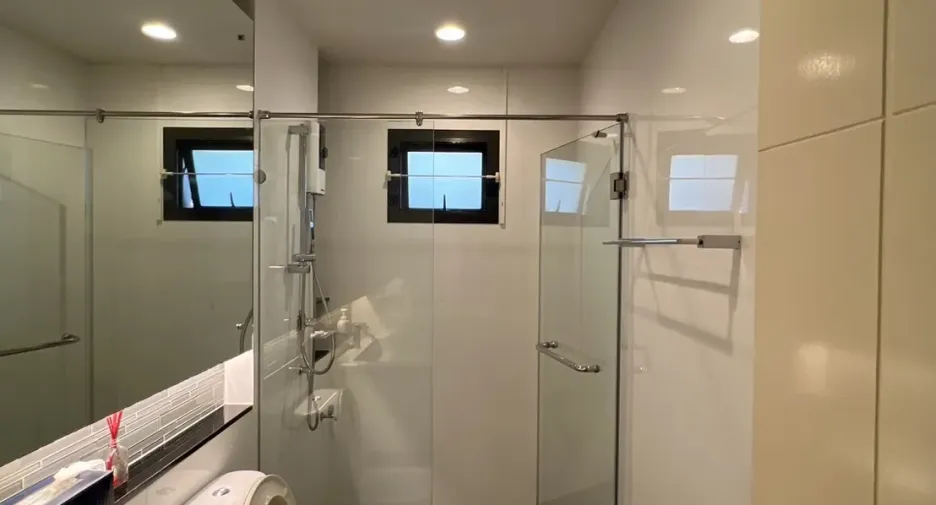 Haus zum Kauf mit 4 Zimmer in Bang Kapi, Bangkok