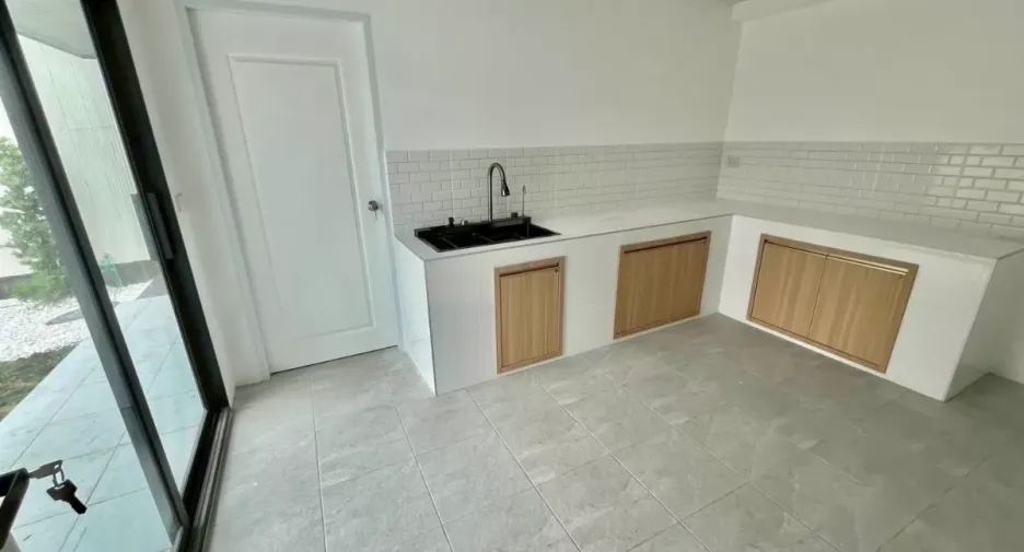 Casa en venta de 3 habitaciones en Prawet, Bangkok