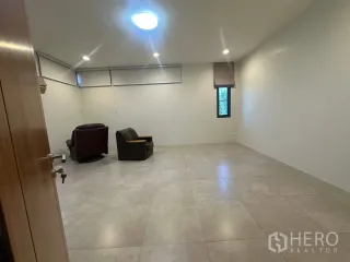 ให้เช่า 3 ห้องนอน บ้านเดี่ยว ใน วัฒนา, กรุงเทพฯ