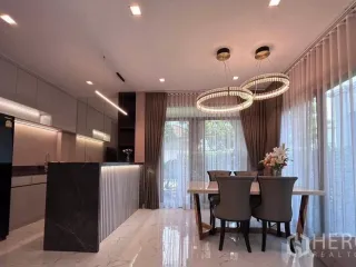 出租 3 卧室 独立屋 在 Bang Phli, Samut Prakan
