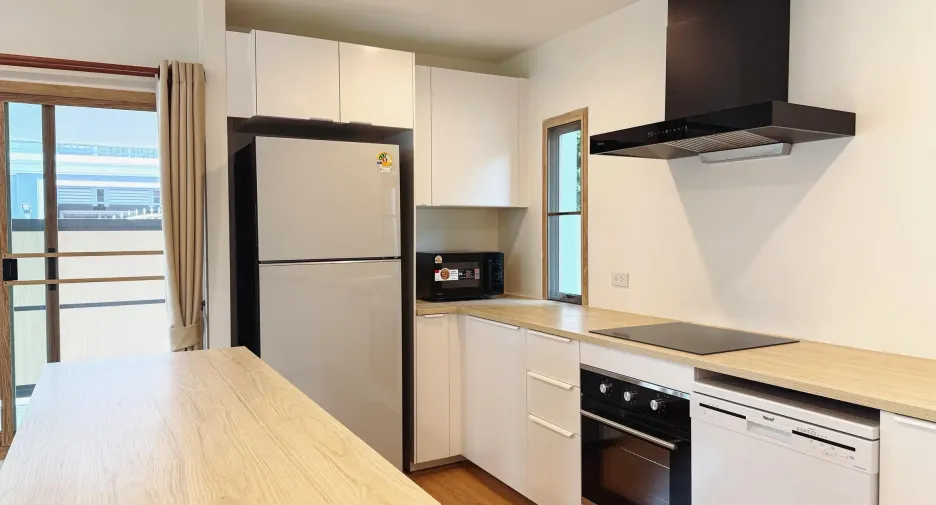 For sale 3 bedrooms house in Suan Luang, Bangkok