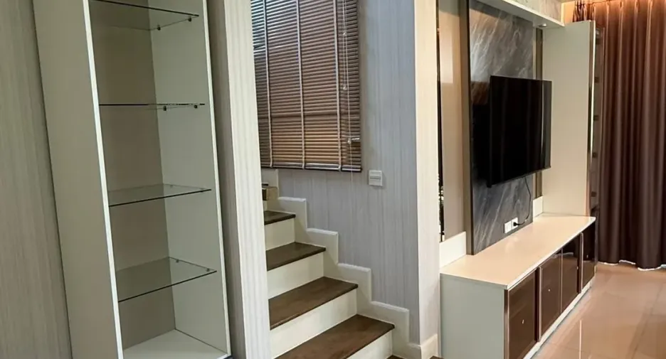 Haus zur Miete mit 4 Zimmer in Prawet, Bangkok