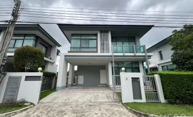 For rent 3 bedrooms house in Bang Kapi, Bangkok