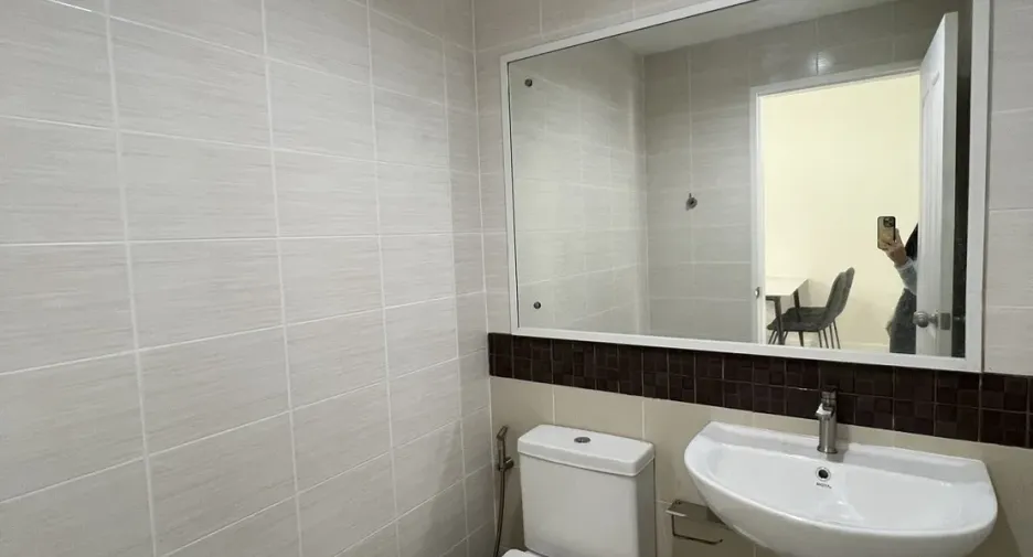 For rent 3 bedrooms townhouse in Bang Kapi, Bangkok
