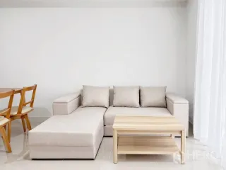 Casa adosada en alquiler de 3 habitaciones en Bang Phli, Samut Prakan