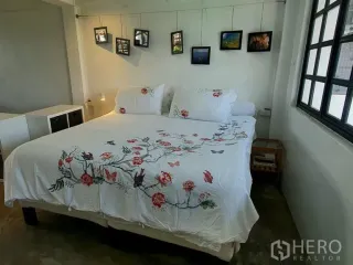 Reihenhaus zur Miete mit 4 Zimmer in Khlong Toei, Bangkok