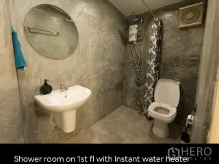 Reihenhaus zur Miete mit 4 Zimmer in Khlong Toei, Bangkok