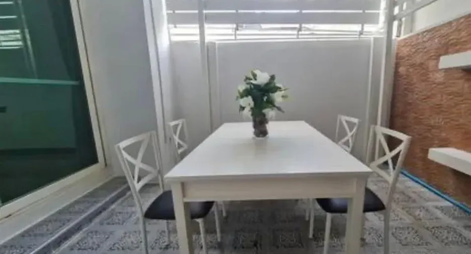 For rent 3 ベッドルーム townhouse in Prawet, Bangkok