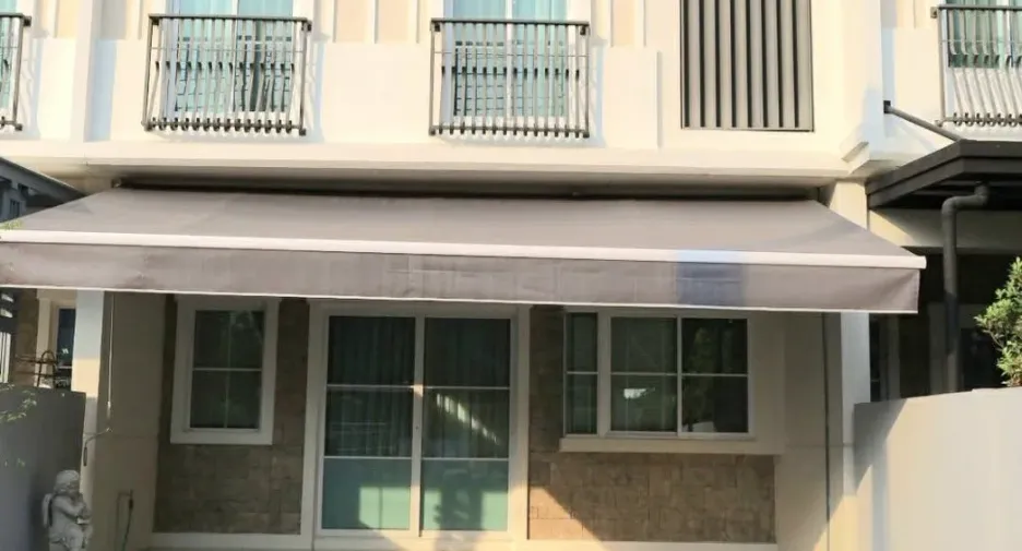 For rent 3 ベッドルーム townhouse in Prawet, Bangkok