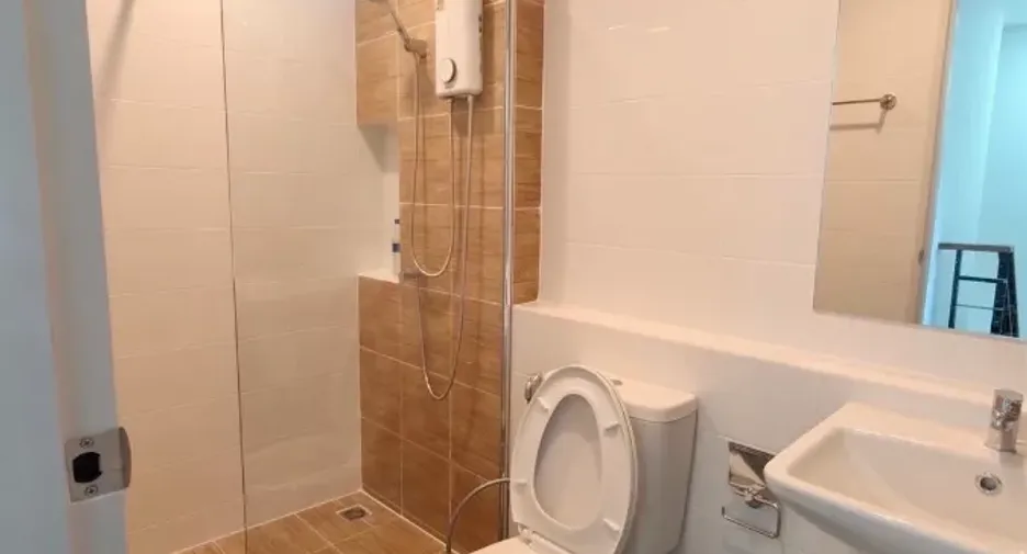 For rent and for sale 3 bedrooms townhouse in Bang Phli, Samut Prakan