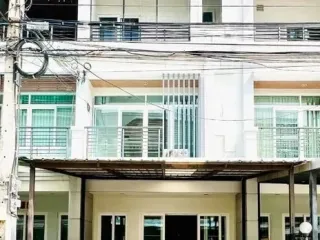 ให้เช่า 3 ห้องนอน ทาวน์เฮ้าส์ ใน ประเวศ, กรุงเทพฯ
